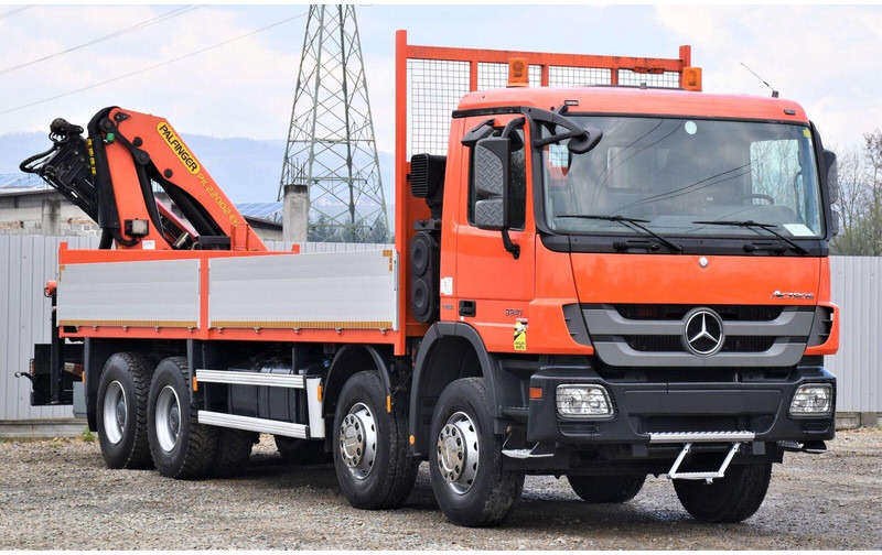 Mercedes-Benz ACTROS 3241 - Valníkový/ Plošinový nákladný automobil, Auto s hydraulickou rukou: obrázok 4 Mercedes-Benz ACTROS 3241 - Valníkový/ Plošinový nákladný automobil, Auto s hydraulickou rukou: obrázok 4