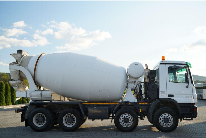 Domiešavač Mercedes-Benz ACTROS 3246 / BETONOMIESZARKA SCHWING STETTER / 8X4 / EPS + SPRZ: obrázok 8 Domiešavač Mercedes-Benz ACTROS 3246 / BETONOMIESZARKA SCHWING STETTER / 8X4 / EPS + SPRZ: obrázok 8