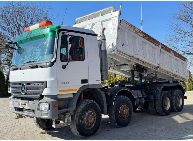 Mercedes-Benz ACTROS 4144 8x8 Tipper - Sklápač: obrázok 4 Mercedes-Benz ACTROS 4144 8x8 Tipper - Sklápač: obrázok 4