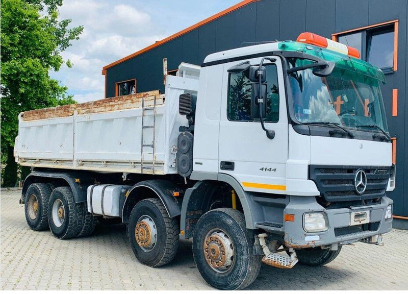 Mercedes-Benz ACTROS 4144 8x8 Tipper - Sklápač: obrázok 1 Mercedes-Benz ACTROS 4144 8x8 Tipper - Sklápač: obrázok 1