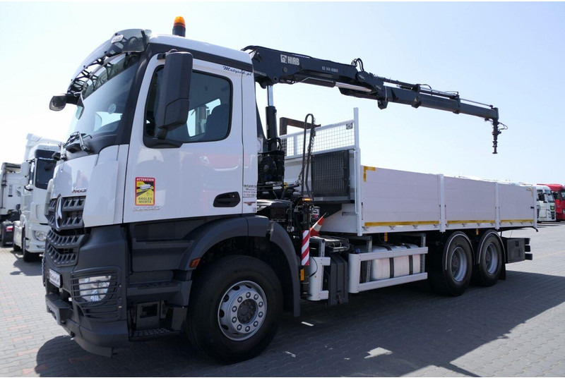 Mercedes-Benz AROCS 2633 - Valníkový/ Plošinový nákladný automobil, Auto s hydraulickou rukou: obrázok 2 Mercedes-Benz AROCS 2633 - Valníkový/ Plošinový nákladný automobil, Auto s hydraulickou rukou: obrázok 2