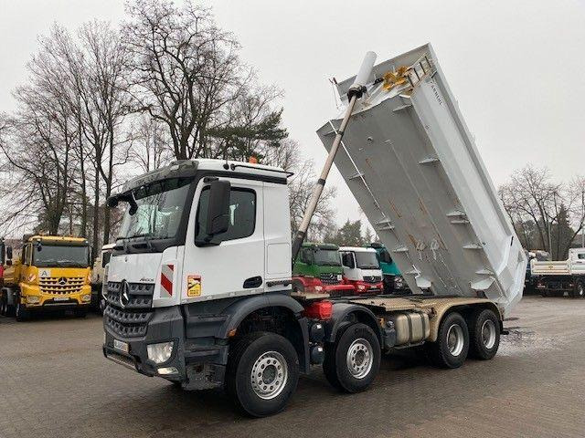 Mercedes-Benz AROCS 3743 - Sklápač: obrázok 1 Mercedes-Benz AROCS 3743 - Sklápač: obrázok 1