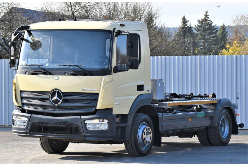 Mercedes-Benz ATEGO 1221 * ABROLLKIPPER * TOPZUSTAND - Hákový nosič kontajnerov: obrázok 4 Mercedes-Benz ATEGO 1221 * ABROLLKIPPER * TOPZUSTAND - Hákový nosič kontajnerov: obrázok 4