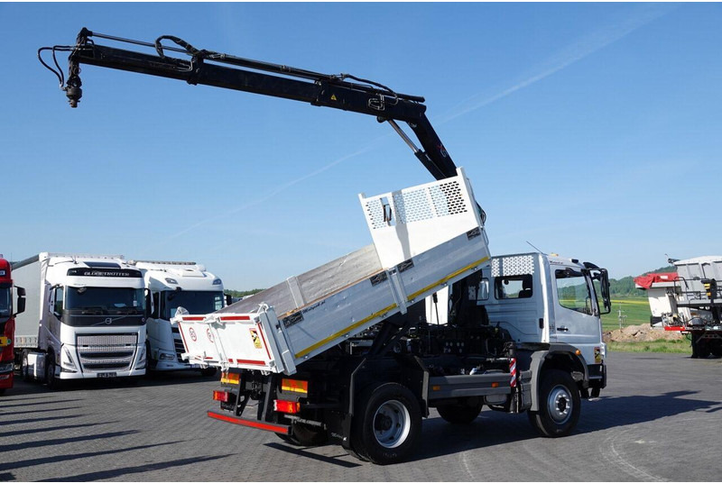 Mercedes-Benz ATEGO 16.24 / 4X4 / WYWROTKA + HDS HIAB 111 BS-2 / PILOT / ROT - Sklápač: obrázok 4 Mercedes-Benz ATEGO 16.24 / 4X4 / WYWROTKA + HDS HIAB 111 BS-2 / PILOT / ROT - Sklápač: obrázok 4