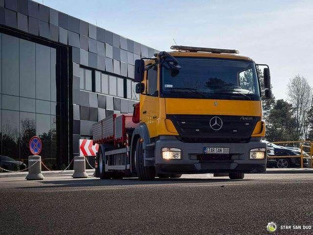 Leasing Mercedes-Benz AXOR 1824 4x2 HMF 975 HDS Crane Rotator Kipper Mercedes-Benz AXOR 1824 4x2 HMF 975 HDS Crane Rotator Kipper: obrázok 11 Leasing Mercedes-Benz AXOR 1824 4x2 HMF 975 HDS Crane Rotator Kipper Mercedes-Benz AXOR 1824 4x2 HMF 975 HDS Crane Rotator Kipper: obrázok 11