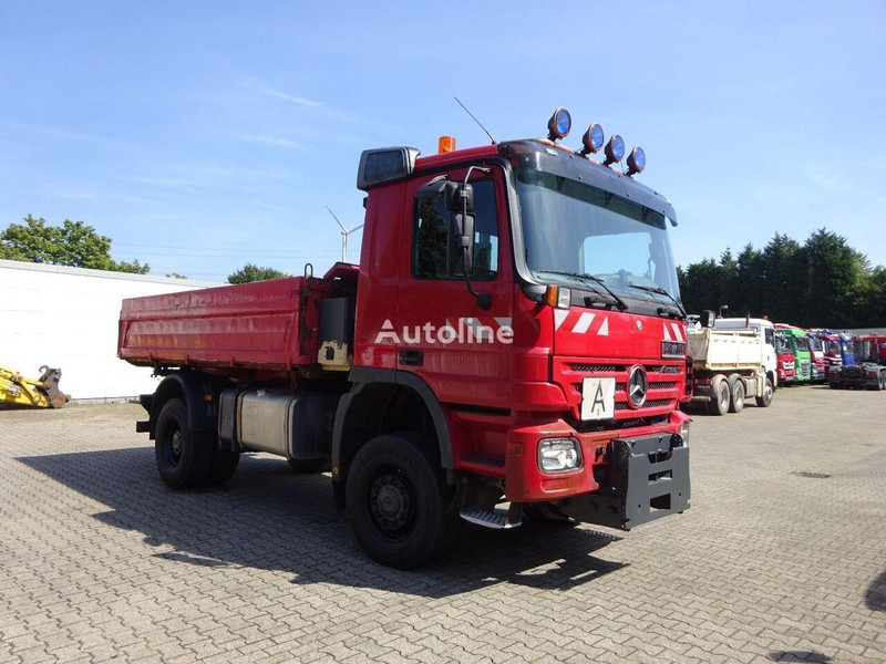 Mercedes-Benz Actros 1832 - 3 way tipper - Sklápač: obrázok 2 Mercedes-Benz Actros 1832 - 3 way tipper - Sklápač: obrázok 2
