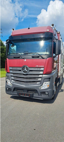 Mercedes-Benz Actros 1851 - Přepravník zvířat: obrázok 3 Mercedes-Benz Actros 1851 - Přepravník zvířat: obrázok 3