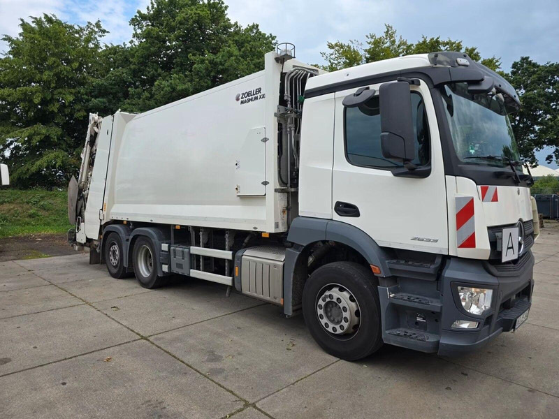 Mercedes-Benz Actros 2533 - Garbage truck - Auto na odvoz odpadu: obrázok 2 Mercedes-Benz Actros 2533 - Garbage truck - Auto na odvoz odpadu: obrázok 2