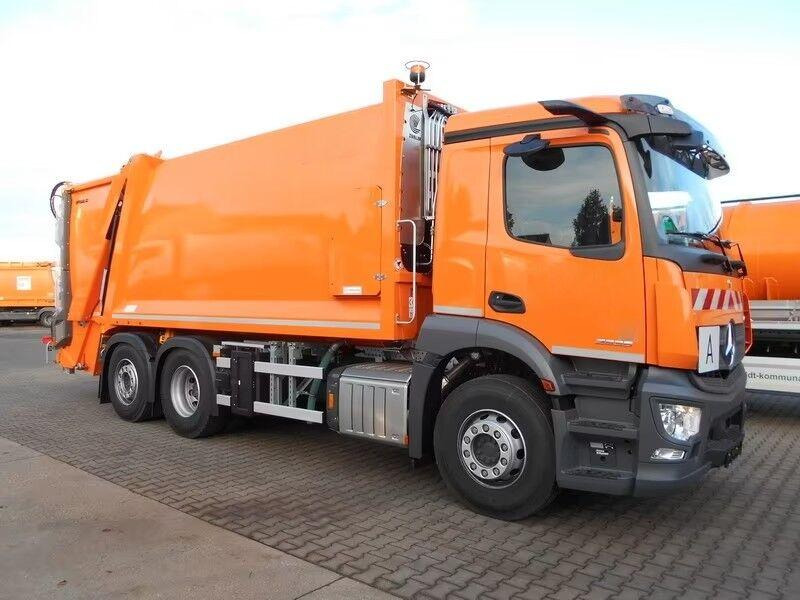 Mercedes-Benz Actros 2536 - Garbage truck - Auto na odvoz odpadu: obrázok 2 Mercedes-Benz Actros 2536 - Garbage truck - Auto na odvoz odpadu: obrázok 2