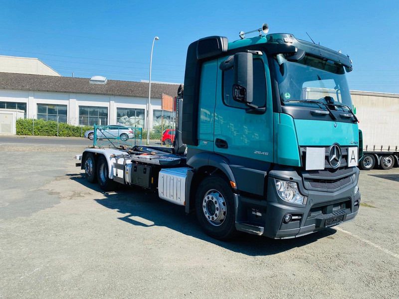 Mercedes-Benz Actros 2545 Meileraufbau GUTER ZUSTAND - Valníkový/ Plošinový nákladný automobil, Auto s hydraulickou rukou: obrázok 2 Mercedes-Benz Actros 2545 Meileraufbau GUTER ZUSTAND - Valníkový/ Plošinový nákladný automobil, Auto s hydraulickou rukou: obrázok 2