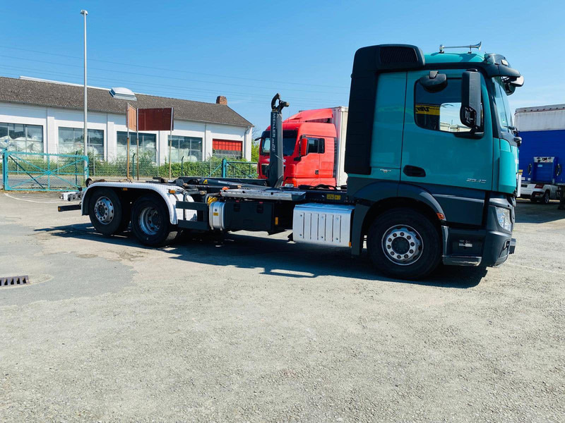 Mercedes-Benz Actros 2545 Meileraufbau GUTER ZUSTAND - Valníkový/ Plošinový nákladný automobil, Auto s hydraulickou rukou: obrázok 3 Mercedes-Benz Actros 2545 Meileraufbau GUTER ZUSTAND - Valníkový/ Plošinový nákladný automobil, Auto s hydraulickou rukou: obrázok 3