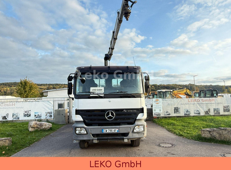 Mercedes-Benz Actros 2636-Plateau Hiab Krahn - Valníkový/ Plošinový nákladný automobil, Auto s hydraulickou rukou: obrázok 3 Mercedes-Benz Actros 2636-Plateau Hiab Krahn - Valníkový/ Plošinový nákladný automobil, Auto s hydraulickou rukou: obrázok 3