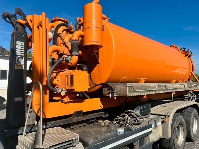 Mercedes-Benz Actros 2644 - Vacuum truck - Fekálne vozidlo: obrázok 5 Mercedes-Benz Actros 2644 - Vacuum truck - Fekálne vozidlo: obrázok 5