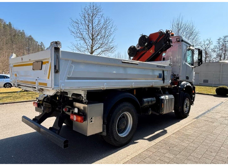 Mercedes-Benz Arocs 1840 - 3 way tipper truck + crane - Sklápač, Auto s hydraulickou rukou: obrázok 3 Mercedes-Benz Arocs 1840 - 3 way tipper truck + crane - Sklápač, Auto s hydraulickou rukou: obrázok 3