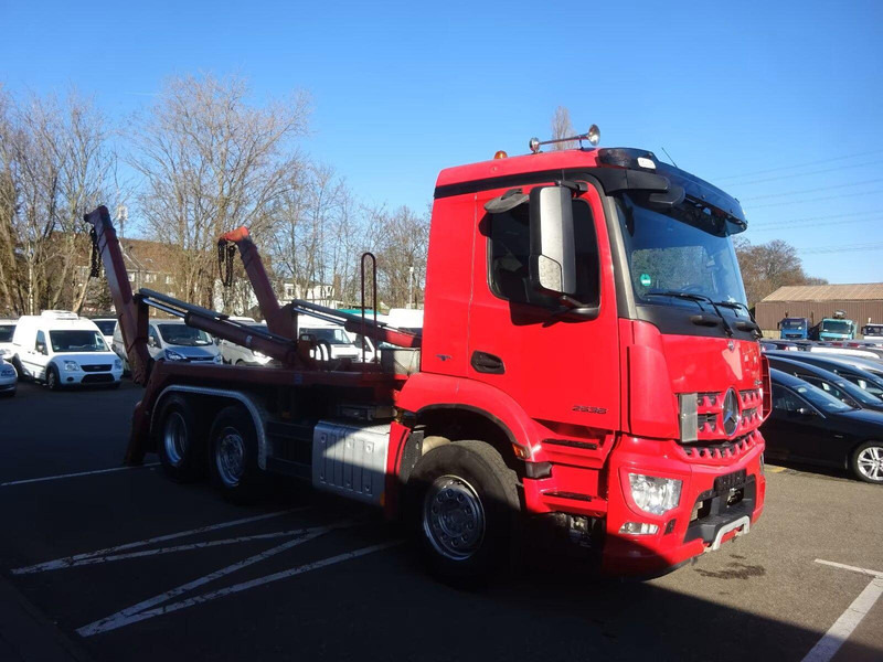 Mercedes-Benz Arocs 2536 - Meiller AK 16 MT Absetzkipper - Ramenový nosič kontajnerov: obrázok 2 Mercedes-Benz Arocs 2536 - Meiller AK 16 MT Absetzkipper - Ramenový nosič kontajnerov: obrázok 2