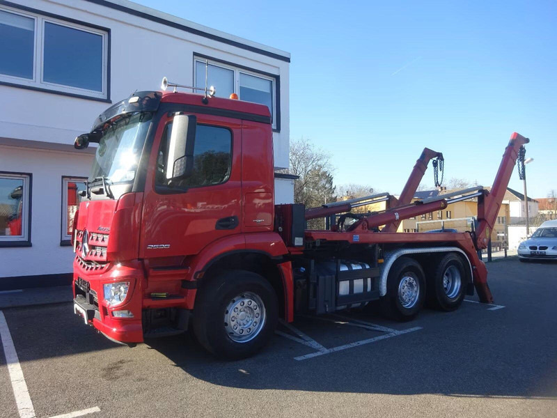 Mercedes-Benz Arocs 2536 - Meiller AK 16 MT Absetzkipper - Ramenový nosič kontajnerov: obrázok 1 Mercedes-Benz Arocs 2536 - Meiller AK 16 MT Absetzkipper - Ramenový nosič kontajnerov: obrázok 1