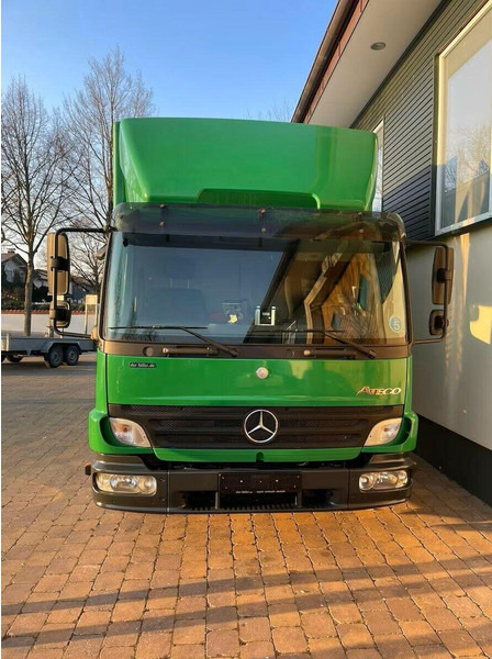 Mercedes-Benz Atego 1018 - Horse transporter - Nákladné auto na prepravu koní: obrázok 3 Mercedes-Benz Atego 1018 - Horse transporter - Nákladné auto na prepravu koní: obrázok 3
