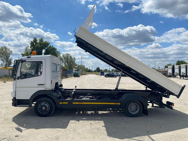 Mercedes-Benz Atego 818 - 3 sided tipper - Sklápač: obrázok 5 Mercedes-Benz Atego 818 - 3 sided tipper - Sklápač: obrázok 5