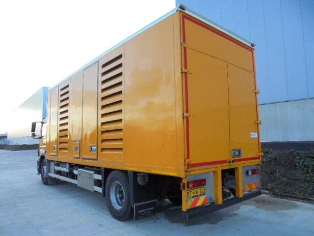 Mercedes-Benz Axor 1829 - Vacuum truck - Fekálne vozidlo: obrázok 5 Mercedes-Benz Axor 1829 - Vacuum truck - Fekálne vozidlo: obrázok 5