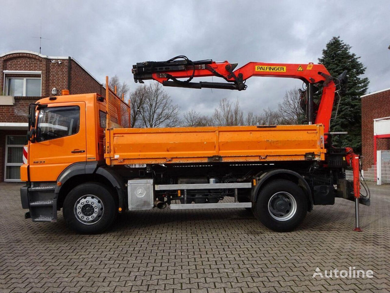 Mercedes-Benz Axor 1833 - 2 way tipper+crane - Sklápač, Auto s hydraulickou rukou: obrázok 5 Mercedes-Benz Axor 1833 - 2 way tipper+crane - Sklápač, Auto s hydraulickou rukou: obrázok 5