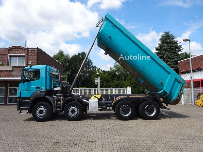 Mercedes-Benz Axor 3240 - Tipper 8x4 - Sklápač: obrázok 4 Mercedes-Benz Axor 3240 - Tipper 8x4 - Sklápač: obrázok 4