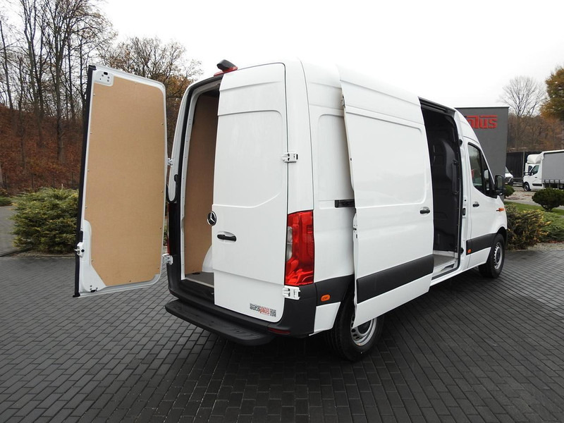 Mercedes-Benz ESPRINTER NOWY ELEKTRYCZNY FURGON AUTOMAT GWARANCJA 95KM [ 607 - Dodávka skriňová nadstavba, Elektrická dodávka: obrázok 3 Mercedes-Benz ESPRINTER NOWY ELEKTRYCZNY FURGON AUTOMAT GWARANCJA 95KM [ 607 - Dodávka skriňová nadstavba, Elektrická dodávka: obrázok 3