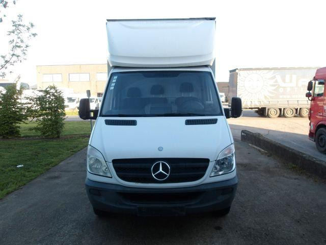 Mercedes-Benz Sprinter 513 Koffer - Dodávka skriňová nadstavba: obrázok 3 Mercedes-Benz Sprinter 513 Koffer - Dodávka skriňová nadstavba: obrázok 3