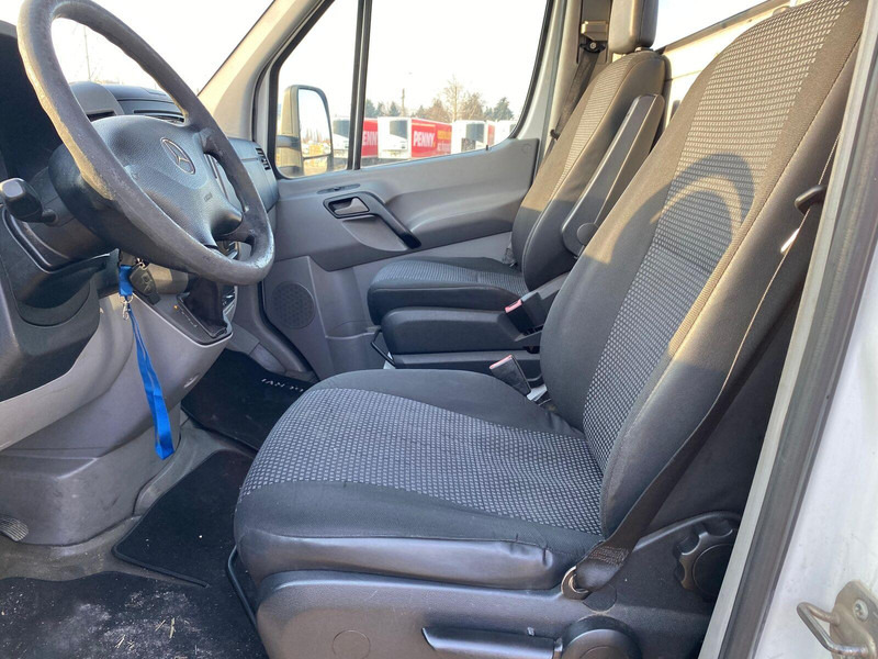 Mini ťahač Mercedes-Benz Sprinter 515 - BE Mini Trekker - SZM - 3.5t: obrázok 20 Mini ťahač Mercedes-Benz Sprinter 515 - BE Mini Trekker - SZM - 3.5t: obrázok 20