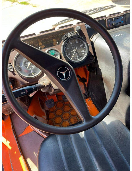 Sklápač, Auto s hydraulickou rukou Mercedes-Benz UNIMOG: obrázok 9 Sklápač, Auto s hydraulickou rukou Mercedes-Benz UNIMOG: obrázok 9