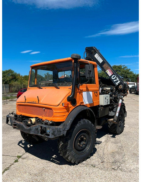 Mercedes-Benz UNIMOG U-900 - Záhradný kultivátor: obrázok 2 Mercedes-Benz UNIMOG U-900 - Záhradný kultivátor: obrázok 2