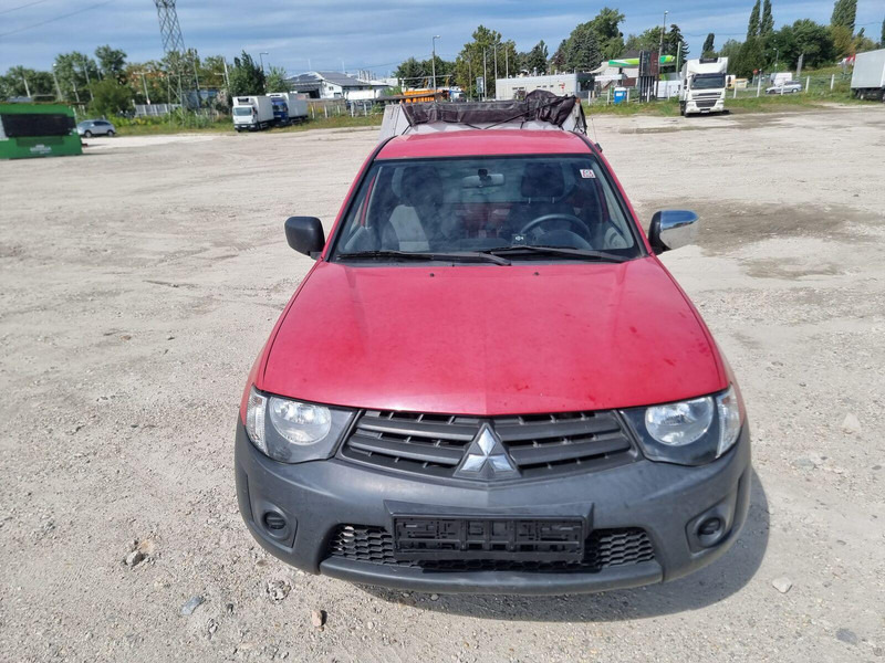 Mitsubishi L200 2,5 d - 3 sided Tipper - Dodávka sklápač: obrázok 3 Mitsubishi L200 2,5 d - 3 sided Tipper - Dodávka sklápač: obrázok 3