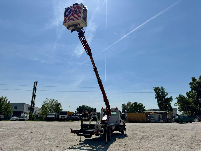 Iveco 35-140 S - Ruthmann 145TJ Lifting Basket - Nákladné auto, Auto s hydraulickou rukou: obrázok 3 Iveco 35-140 S - Ruthmann 145TJ Lifting Basket - Nákladné auto, Auto s hydraulickou rukou: obrázok 3