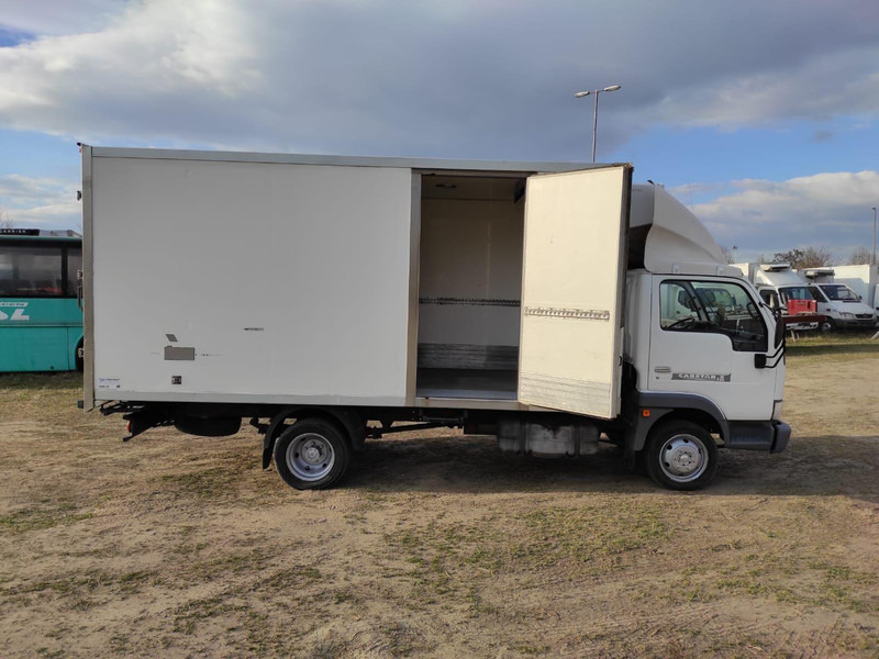 Nissan Cabstar 3,0 TDi - Thermo King V400 Max frigo - Chladiarenská dodávka: obrázok 4 Nissan Cabstar 3,0 TDi - Thermo King V400 Max frigo - Chladiarenská dodávka: obrázok 4