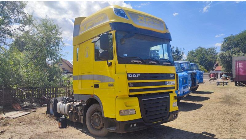 DAF XF 105.410 Tractor Lowdeck - MEGA - Ťahač: obrázok 1 DAF XF 105.410 Tractor Lowdeck - MEGA - Ťahač: obrázok 1