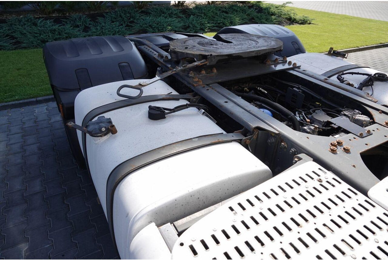 Ťahač DAF XF 460 / MANUAL / STANDARD / SUPER SPACE CAB / EURO 6: obrázok 17