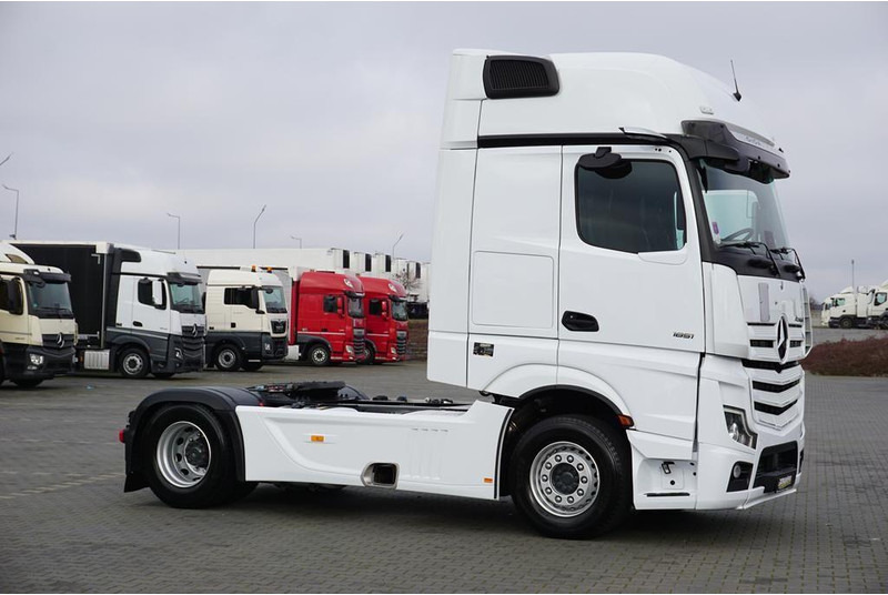 Mercedes-Benz ACTROS L / 1851 / E 6 / MP 5 / RETARDER / GIGA SPACE - Ťahač: obrázok 4 Mercedes-Benz ACTROS L / 1851 / E 6 / MP 5 / RETARDER / GIGA SPACE - Ťahač: obrázok 4