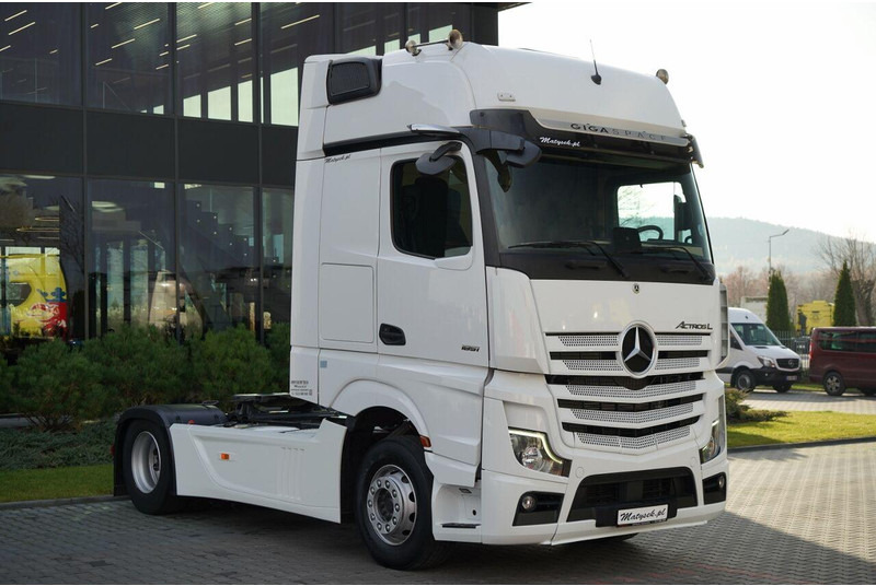 Mercedes-Benz ACTROS L 1851 / GIGA SPACE / RETARDER / 2022 R - Ťahač: obrázok 4 Mercedes-Benz ACTROS L 1851 / GIGA SPACE / RETARDER / 2022 R - Ťahač: obrázok 4