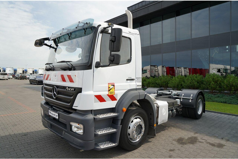 Mercedes-Benz AXOR 1829 - Ťahač: obrázok 5 Mercedes-Benz AXOR 1829 - Ťahač: obrázok 5
