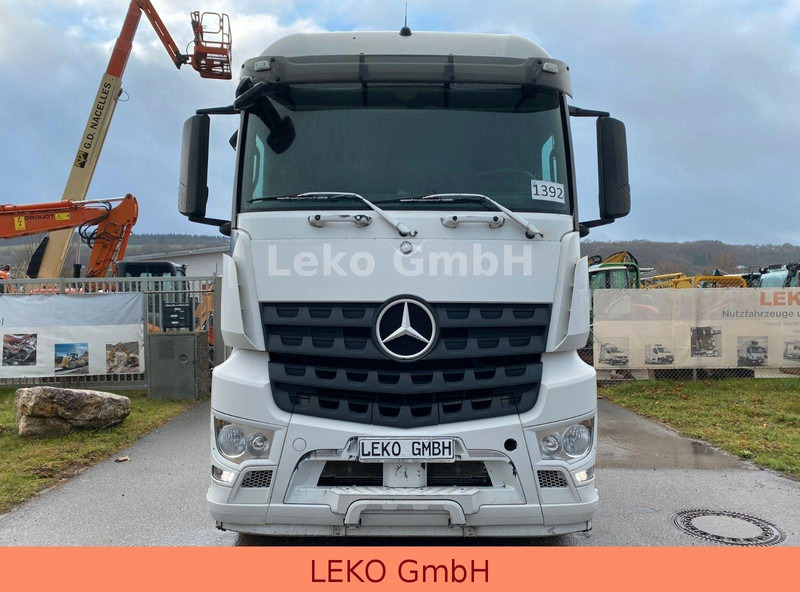 Mercedes-Benz Arocs 4x4 Euro 6 Kipphydraulik - Ťahač: obrázok 2 Mercedes-Benz Arocs 4x4 Euro 6 Kipphydraulik - Ťahač: obrázok 2