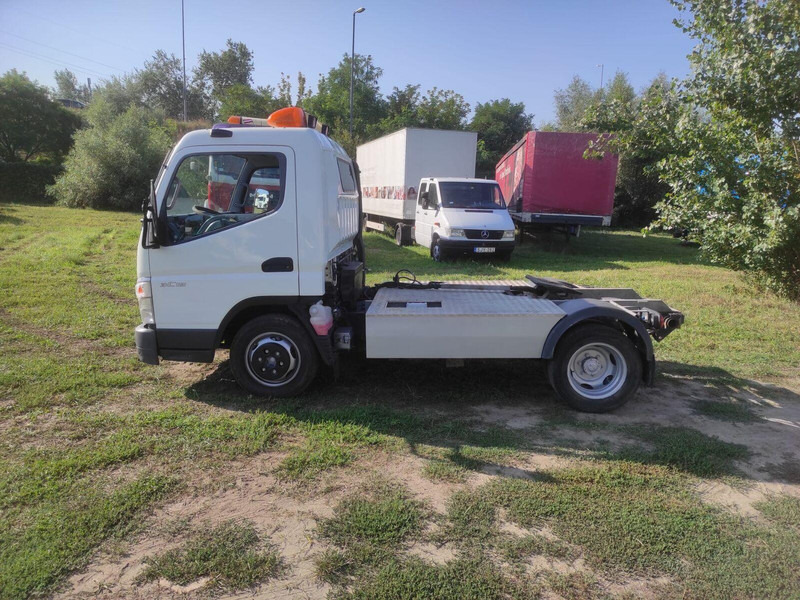 Mitsubishi CANTER 35 C 15 - BE Mini Trekker - SZM - Ťahač: obrázok 4 Mitsubishi CANTER 35 C 15 - BE Mini Trekker - SZM - Ťahač: obrázok 4