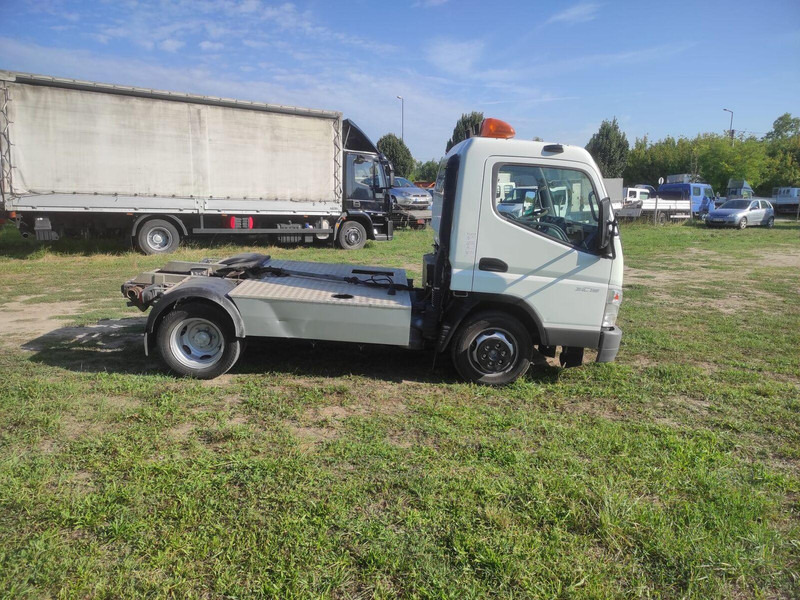 Mitsubishi CANTER 35 C 15 - BE Mini Trekker - SZM - Ťahač: obrázok 5 Mitsubishi CANTER 35 C 15 - BE Mini Trekker - SZM - Ťahač: obrázok 5