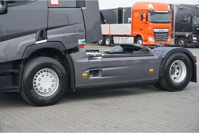 Renault T 460 / EURO 6 / ACC / SLEEPER CAB - Ťahač: obrázok 4 Renault T 460 / EURO 6 / ACC / SLEEPER CAB - Ťahač: obrázok 4