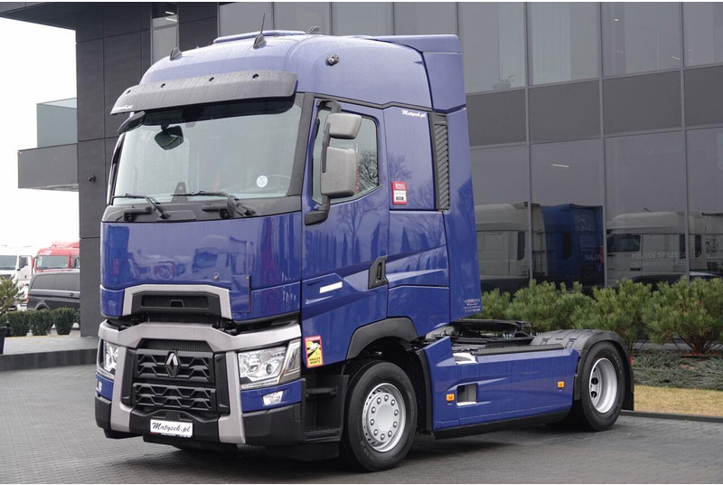 Renault T 520 / 13 L / RETARDER / I-PARK COOL / SKÓRY / PO KONTRAKCIE SE - Ťahač: obrázok 4 Renault T 520 / 13 L / RETARDER / I-PARK COOL / SKÓRY / PO KONTRAKCIE SE - Ťahač: obrázok 4