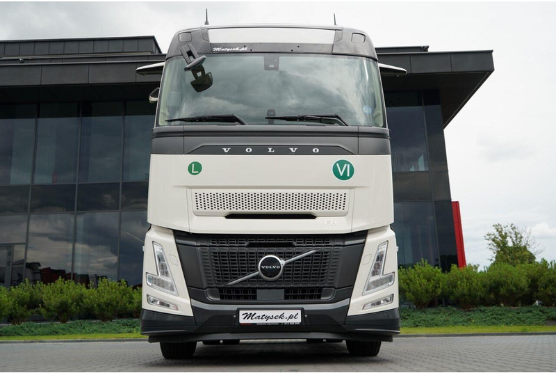 Volvo FH 500 AERO / 2025 ROK / I-SAVE / XXL . / GWARANCJA FABRYCZNA - Ťahač: obrázok 4 Volvo FH 500 AERO / 2025 ROK / I-SAVE / XXL . / GWARANCJA FABRYCZNA - Ťahač: obrázok 4