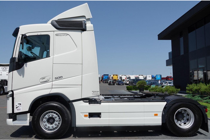 Volvo FH 500 / NISKA KABINA / PO ZŁOTYM KONTRAKCIE SERWISOWYM / OPONY - Ťahač: obrázok 5 Volvo FH 500 / NISKA KABINA / PO ZŁOTYM KONTRAKCIE SERWISOWYM / OPONY - Ťahač: obrázok 5