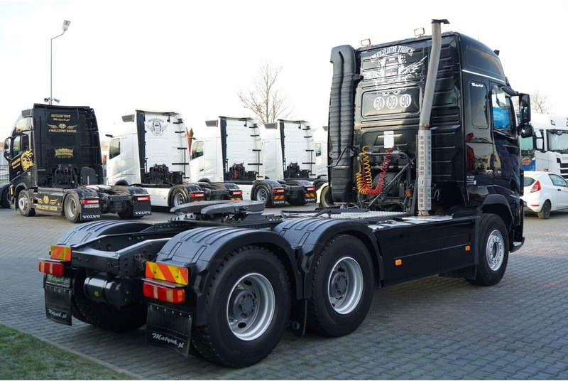 Ťahač Volvo FH16 / 700 / 6x4 / HYDRAULIKA / RETARDER / 3 OSIOWY CIĄGNIK SIOD: obrázok 10 Ťahač Volvo FH16 / 700 / 6x4 / HYDRAULIKA / RETARDER / 3 OSIOWY CIĄGNIK SIOD: obrázok 10