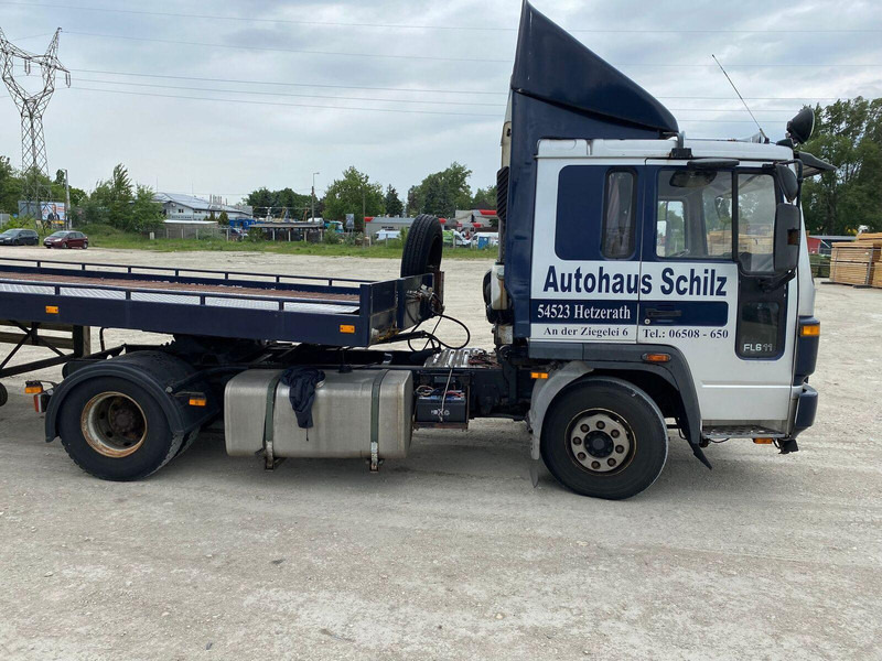 Volvo FL 6 210 - Tractor - Ťahač: obrázok 4 Volvo FL 6 210 - Tractor - Ťahač: obrázok 4