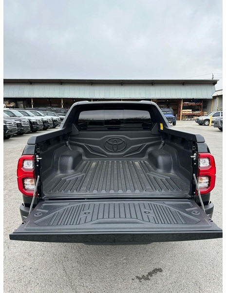 Toyota Hilux Armored SUV - SUV: obrázok 5 Toyota Hilux Armored SUV - SUV: obrázok 5