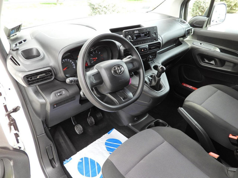 Toyota PROACE CITY FURGON CHŁODNIA -15*C ZASILANIE 230V TEMPOMAT KLIM - Chladiarenská dodávka: obrázok 2 Toyota PROACE CITY FURGON CHŁODNIA -15*C ZASILANIE 230V TEMPOMAT KLIM - Chladiarenská dodávka: obrázok 2