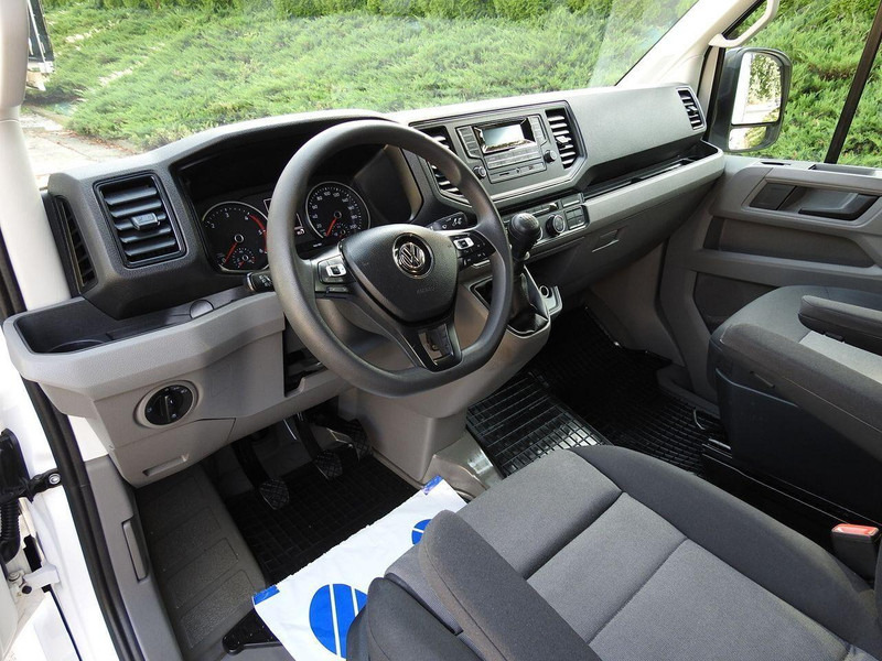 Volkswagen CRAFTER PLANDEKA 10 PALET WEBASTO TEMPOMAT KLIMATYZACJA LEDY 18 - Skříňový nákladní auto: obrázok 2 Volkswagen CRAFTER PLANDEKA 10 PALET WEBASTO TEMPOMAT KLIMATYZACJA LEDY 18 - Skříňový nákladní auto: obrázok 2